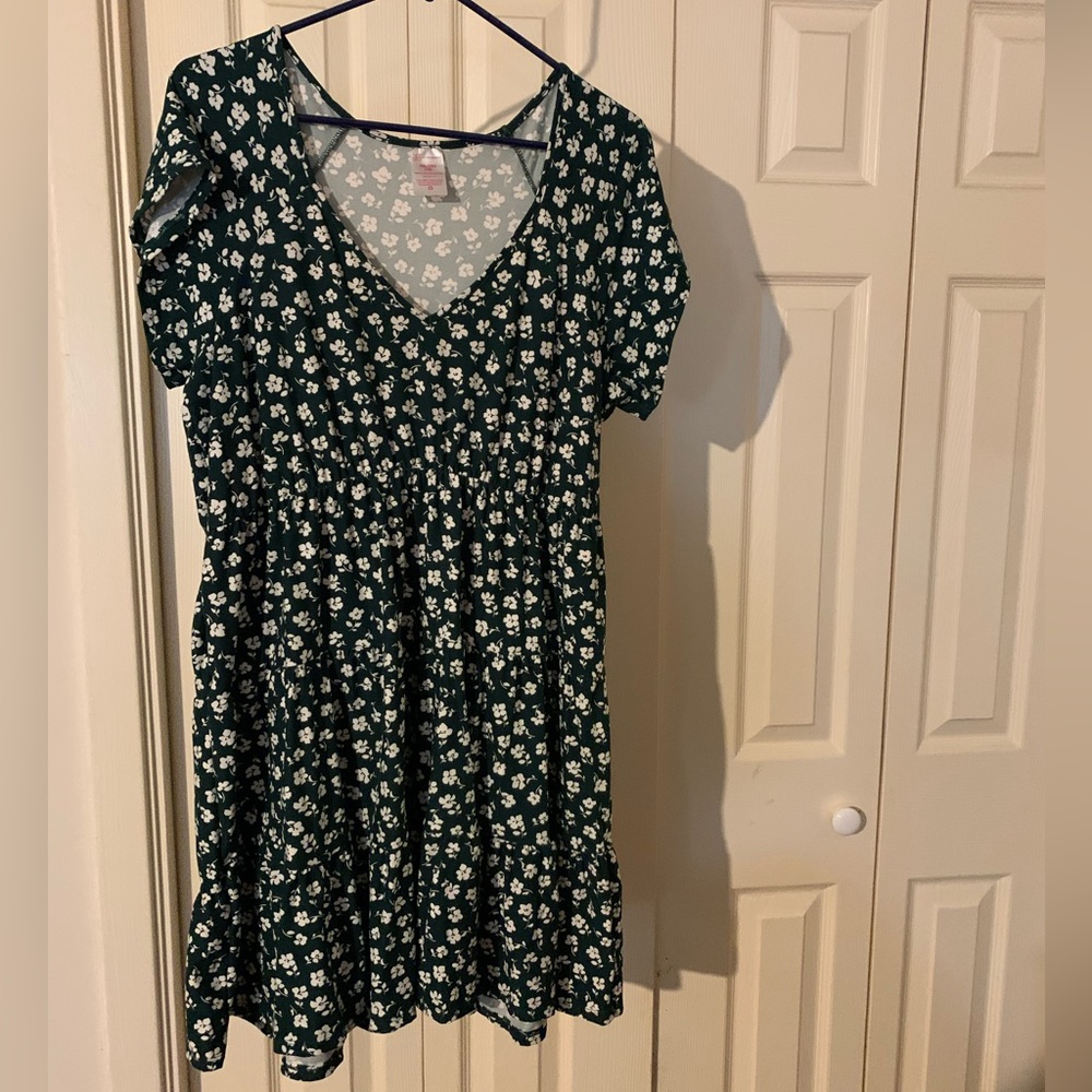 NoBoundaries green floral dress, size 2XL